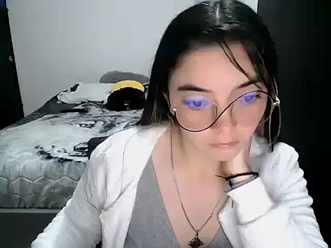 Snapshot of Came-II chatting on February 6, 1:32 am Came-II online show from February 6, 1:32 am