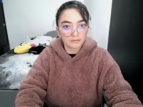 Snapshot of Came-II chatting on February 6, 1:36 pm Came-II online show from February 6, 1:36 pm