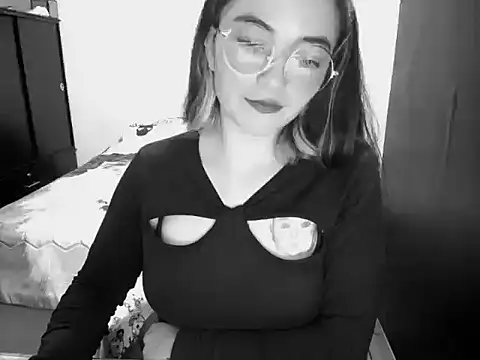 Snapshot of Came-II chatting on February 18, 2:07 am Came-II online show from February 18, 2:07 am