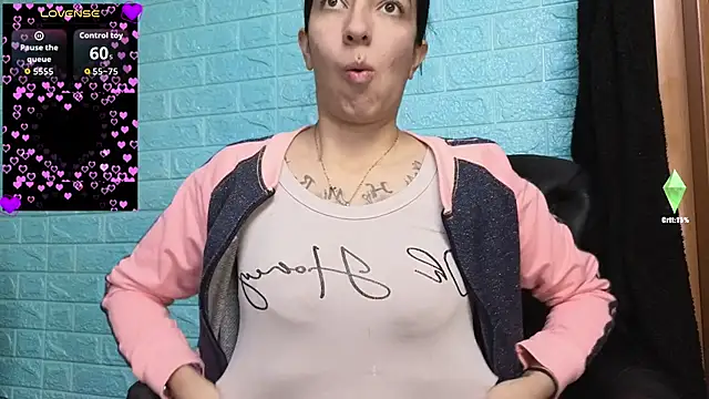 SALOME KORLAND online show from October 1, 12:33 pm