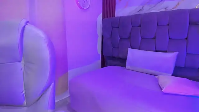 Anny bridge online show from September 30, 1:49 pm