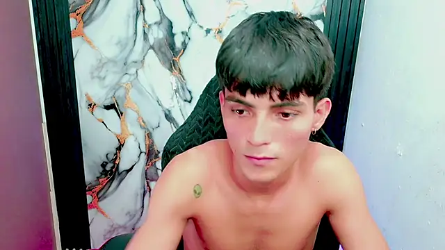 Thommy cute online show from February 5, 8:02 pm