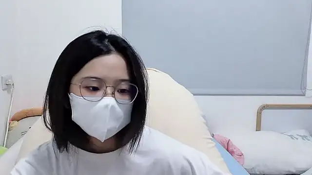 LHeart online show from June 6, 2:11 pm