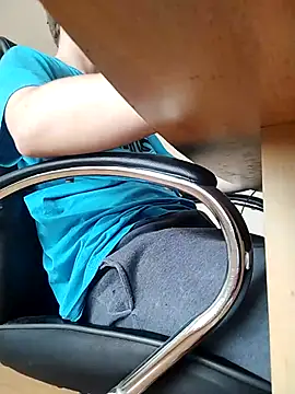 Milo 100 online show from April 11, 2:10 pm