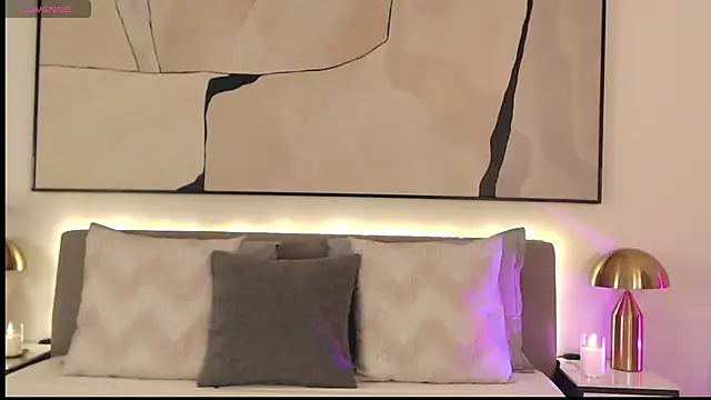 Snapshot of NicoleBrawn chatting on February 9, 10:41 am NicoleBrawn online show from February 9, 10:41 am