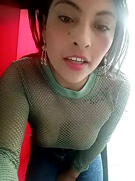 Snapshot of Fox_Roxxan chatting on September 13, 1:38 am Fox Roxxan online show from September 13, 1:38 am