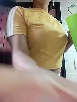 Snapshot of Fox_Roxxan chatting on September 14, 10:20 pm Fox Roxxan online show from September 14, 10:20 pm