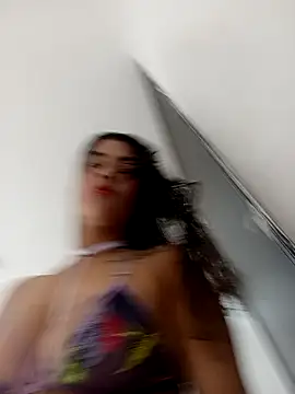 Snapshot of Fox_Roxxan chatting on November 9, 1:59 am Fox Roxxan online show from November 9, 1:59 am