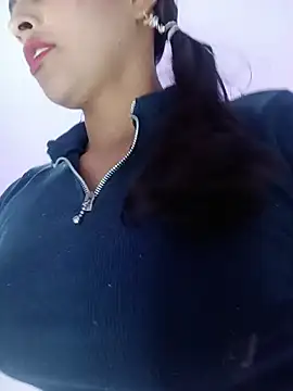 Snapshot of Fox_Roxxan chatting on December 3, 3:03 am Fox Roxxan online show from December 3, 3:03 am