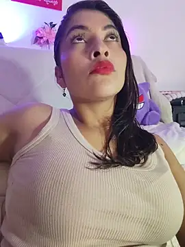 Snapshot of Fox_Roxxan chatting on February 24, 1:58 am Fox Roxxan online show from February 24, 1:58 am