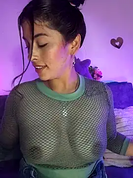 Fox Roxxan online show from April 11, 8:07 am