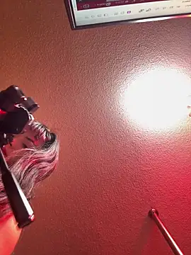 Stephany Rodriguez online show from December 20, 12:12 pm