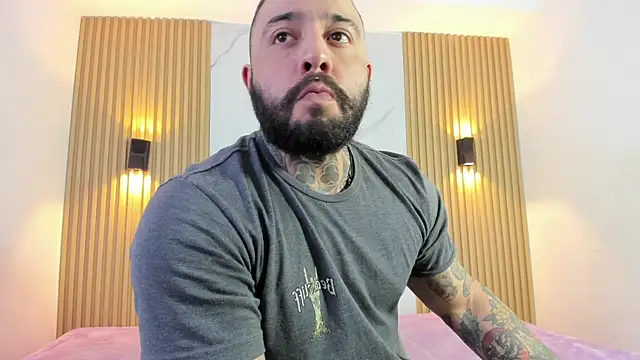 MISTER VENOM online show from January 12, 7:30 pm