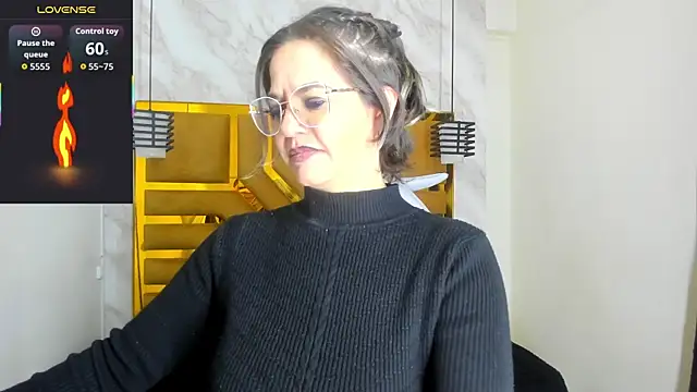 Snapshot of Luciifeer_ chatting on October 10, 11:48 pm Luciifeer online show from October 10, 11:48 pm