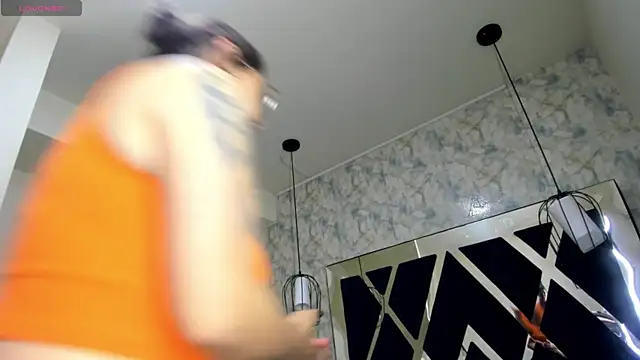 Luciifeer  online show from April 12, 3:39 pm