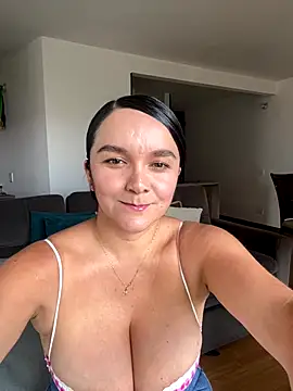 Snapshot of Nova_Gabriela chatting on October 1, 2:45 pm Nova Gabriela online show from October 1, 2:45 pm