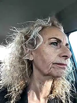 clarabell4 online show from April 8, 6:24 am