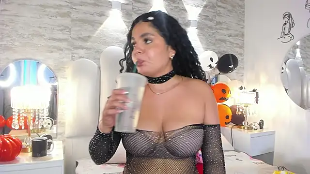 Yassy vazquez online show from October 9, 7:34 pm