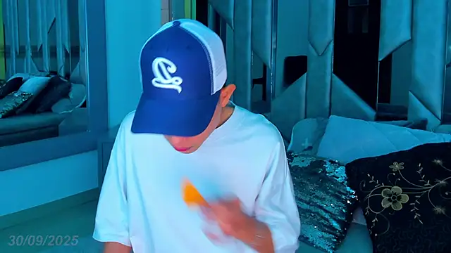 Sebax Young online show from October 1, 8:04 pm