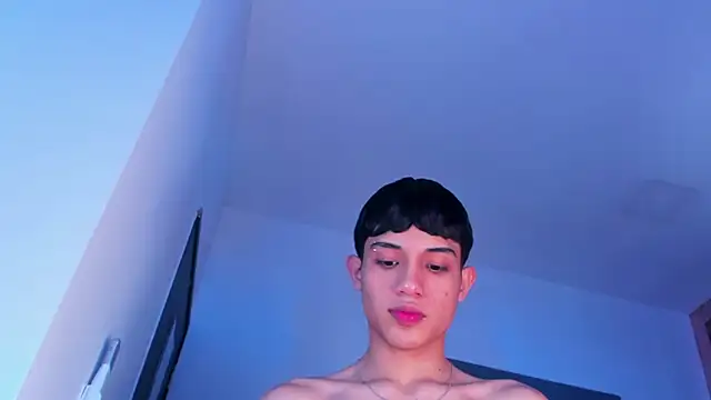 Sebax Young online show from February 21, 7:59 pm