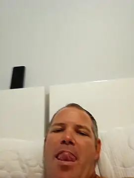 Snapshot of cubanitofeliz40 chatting on September 22, 11:34 am cubanitofeliz40 online show from September 22, 11:34 am