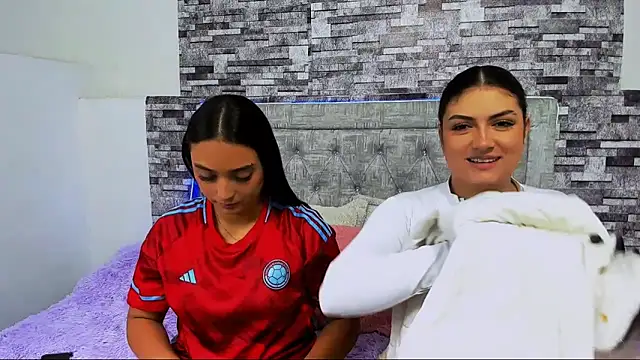 nicolexxaleja online show from October 2, 8:49 pm