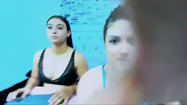 nicolexxaleja online show from October 19, 5:02 pm