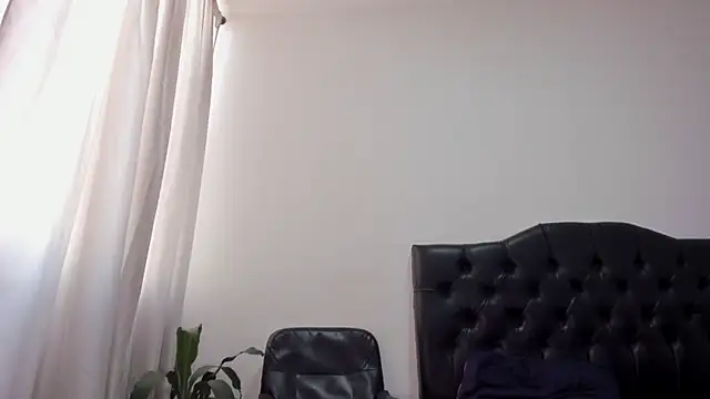 Snapshot of doublefun24 chatting on February 5, 3:49 pm doublefun24 online show from February 5, 3:49 pm