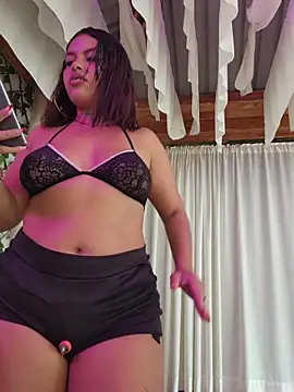 Yessica Lopezz online show from April 13, 12:43 pm