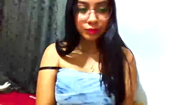 honeysweet111 online show from December 3, 4:09 am