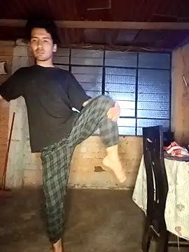 LecheDeSoya666 online show from November 9, 5:39 am