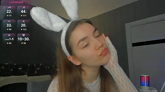 sweete chantal online show from April 5, 8:17 pm