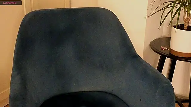 NoFace Model online show from October 9, 5:11 pm