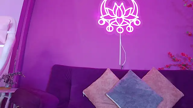 Daliana Gounbolt online show from March 30, 2:18 pm