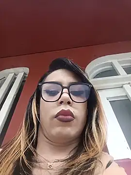 Snapshot of Daliana_Gounbolt chatting on June 9, 4:51 pm Daliana Gounbolt online show from June 9, 4:51 pm