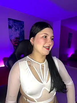 Snapshot of Celestee69 chatting on October 3, 7:44 pm Celestee69 online show from October 3, 7:44 pm