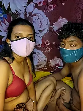 Snapshot of horny_coupl chatting on September 23, 6:22 pm horny coupl online show from September 23, 6:22 pm