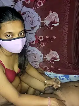 Snapshot of horny_coupl chatting on September 26, 8:24 pm horny coupl online show from September 26, 8:24 pm