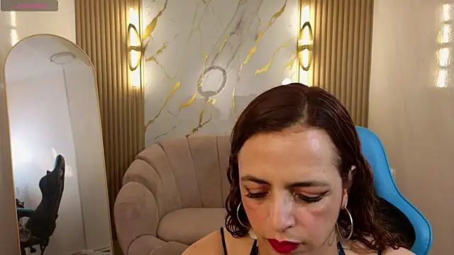 Snapshot of _Evoni_b chatting on September 30, 7:52 pm Evoni b online show from September 30, 7:52 pm