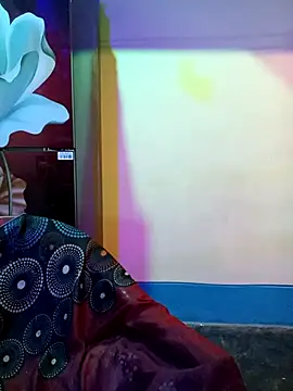 Snapshot of Nishi-2 chatting on October 5, 12:09 am Nishi-2 online show from October 5, 12:09 am