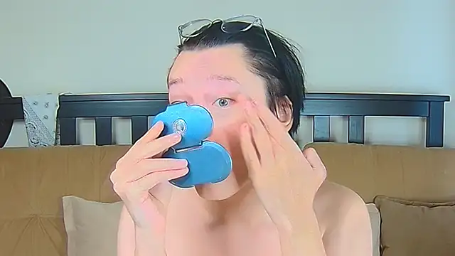 Derek Carter online show from October 2, 1:07 pm