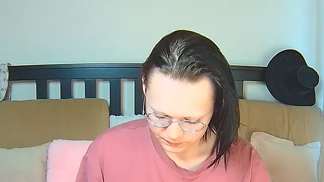 Snapshot of Derek_Carter chatting on May 11, 12:00 pm Derek Carter online show from May 11, 12:00 pm