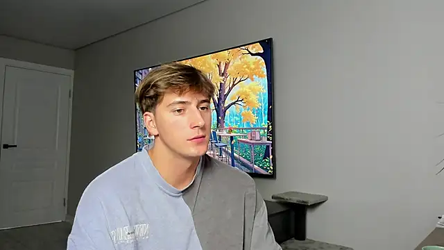 DaniHort online show from February 12, 12:00 pm