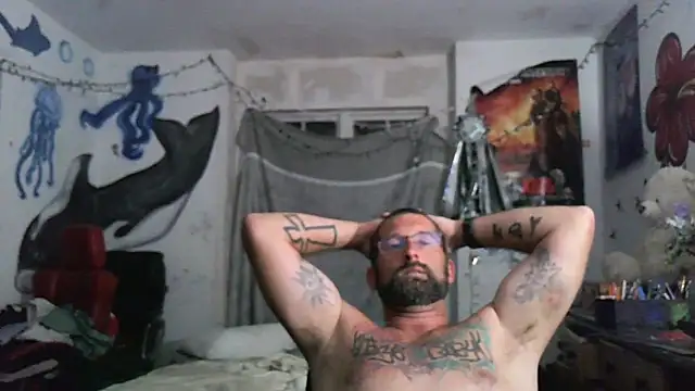 Snapshot of ladi3sfirst chatting on October 4, 6:33 am ladi3sfirst online show from October 4, 6:33 am