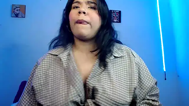 Snapshot of samantha-pettie chatting on March 16, 2:32 pm samantha-pettie online show from March 16, 2:32 pm