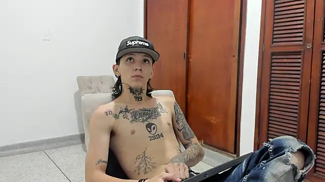 StraightBoy Nick online show from March 15, 5:57 am