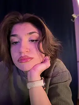 ScarletBloom  online show from December 21, 4:03 pm