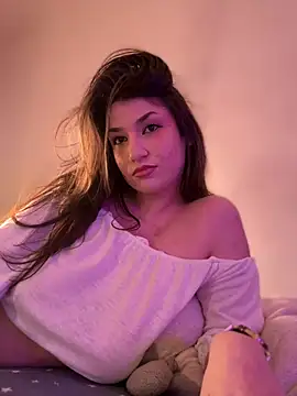 ScarletBloom  online show from March 11, 8:04 pm