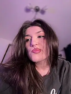 ScarletBloom  online show from March 14, 7:30 pm