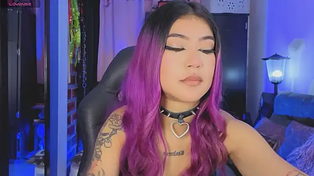 Snapshot of Katyuska_Sg1 chatting on July 12, 3:25 pm Katyuska Sg1 online show from July 12, 3:25 pm